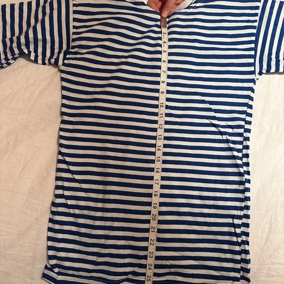 Vintage French Navy Blue and White Striped T-Shirt - Picture 3 of 3